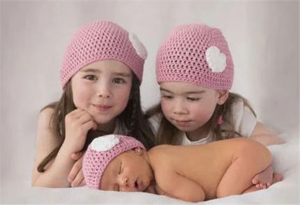 双胞胎宝宝成双成对的好听乳名推荐