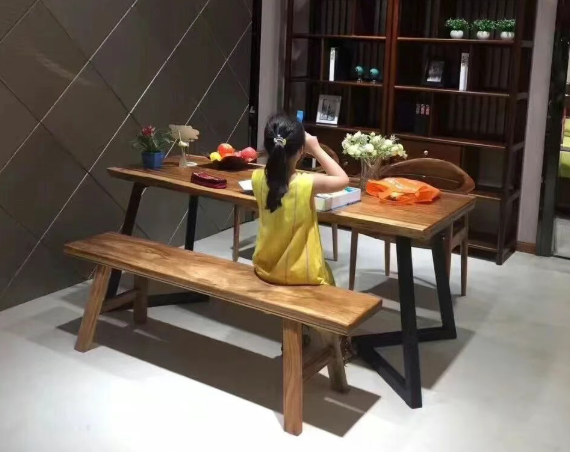 实木大板餐桌尺寸规格是多少